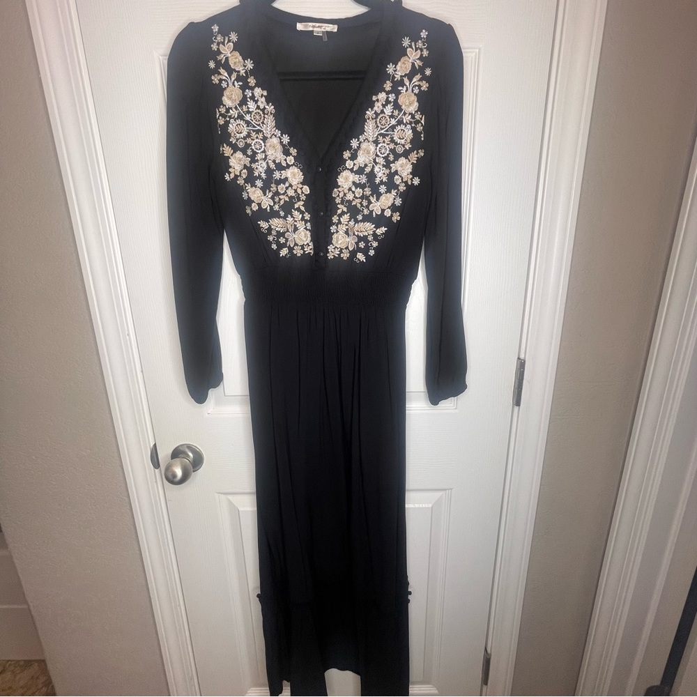 Andree by Unit Black Dress